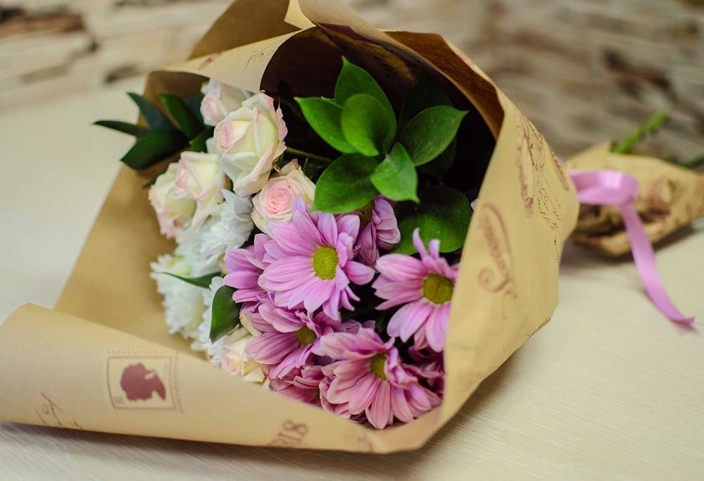 Букет цветов из: Розы и Хризантемы в Селявном