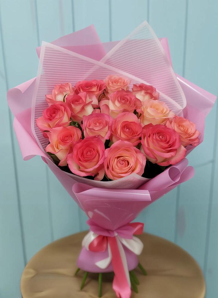 Букет 15 Розовых роз Равель в Селявном