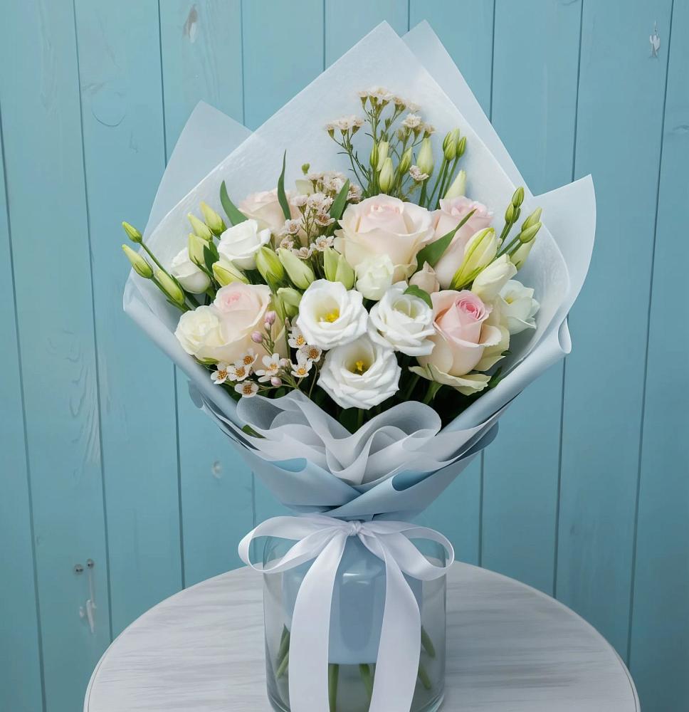 Букет цветов из: Розы и Лизиантусы в Селявном