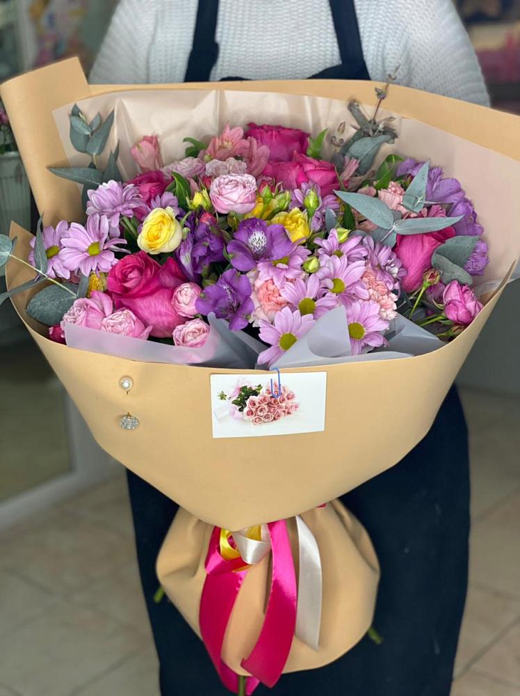 Букет цветов из: Хризантемы, Гвоздики и Альстромерии в Селявном