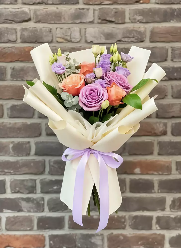 Букет цветов из: Лизиантусы и Розы в Селявном