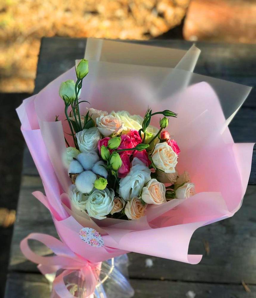 Букет цветов из: Розы и Лизиантусы в Селявном