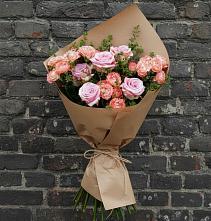 Букет цветов из:  Розы #REPLACE_PRED# Селявном