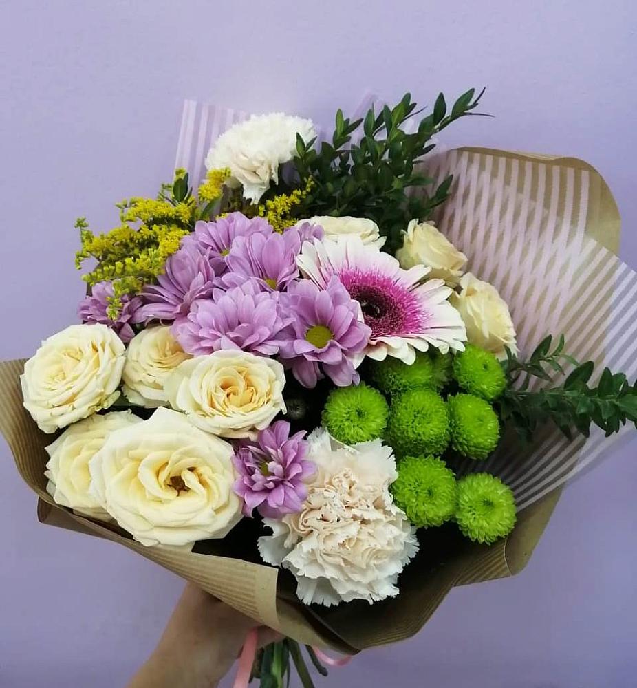 Букет цветов из: Хризантемы, Розы, Гвоздики и Герберы в Селявном