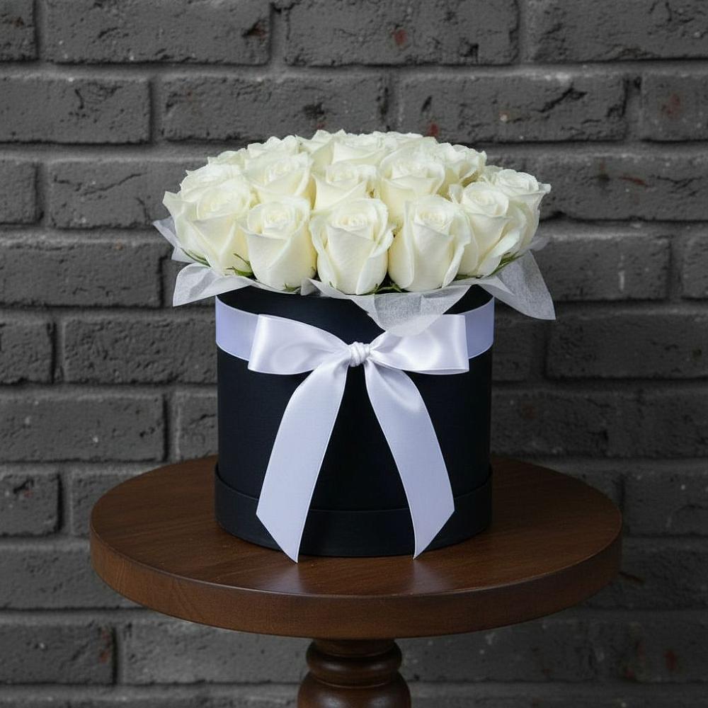 Цветочная композиция из Розы в шляпной коробке в Селявном