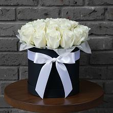 Цветочная композиция из Розы в шляпной коробке в Селявном