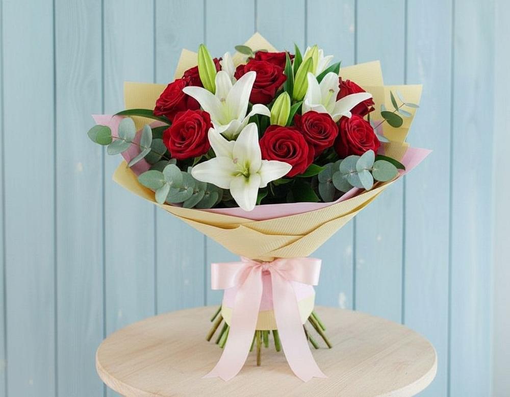 Букет цветов из: Лилии и Розы в Селявном